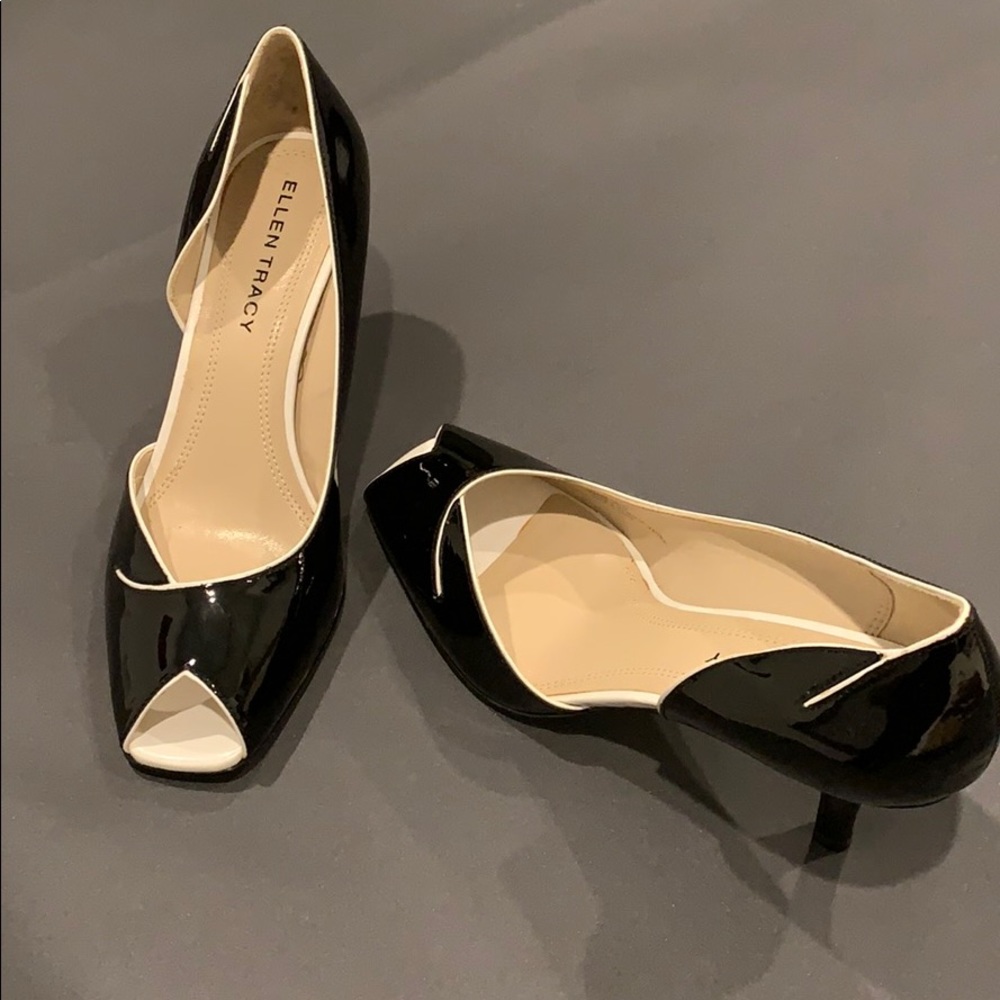 Ellen Tracy partent leather peep toe pump new 8